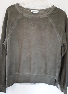Cloud Chaser Tops - Olive Green Sweatshirt M